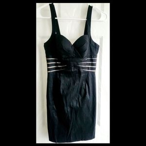 Hailey Lagan black fit & flare dress (with inner lining）Size S